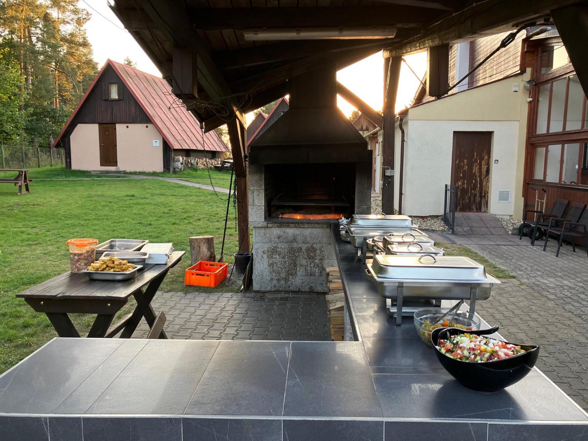 Raj Sportovni A Rekreacni Resort Branzez Kněžmost Exterior foto