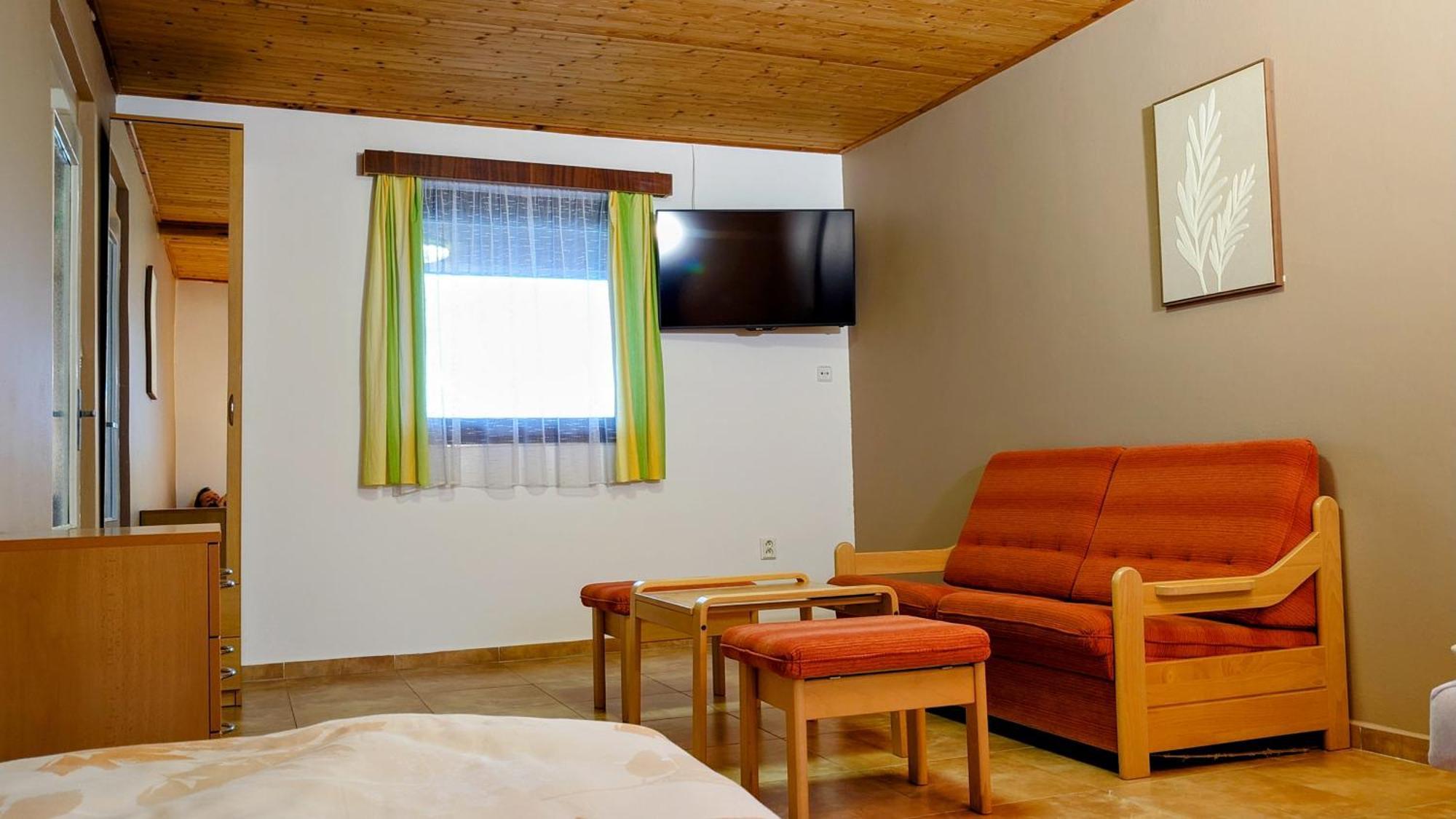 Raj Sportovni A Rekreacni Resort Branzez Kněžmost Exterior foto